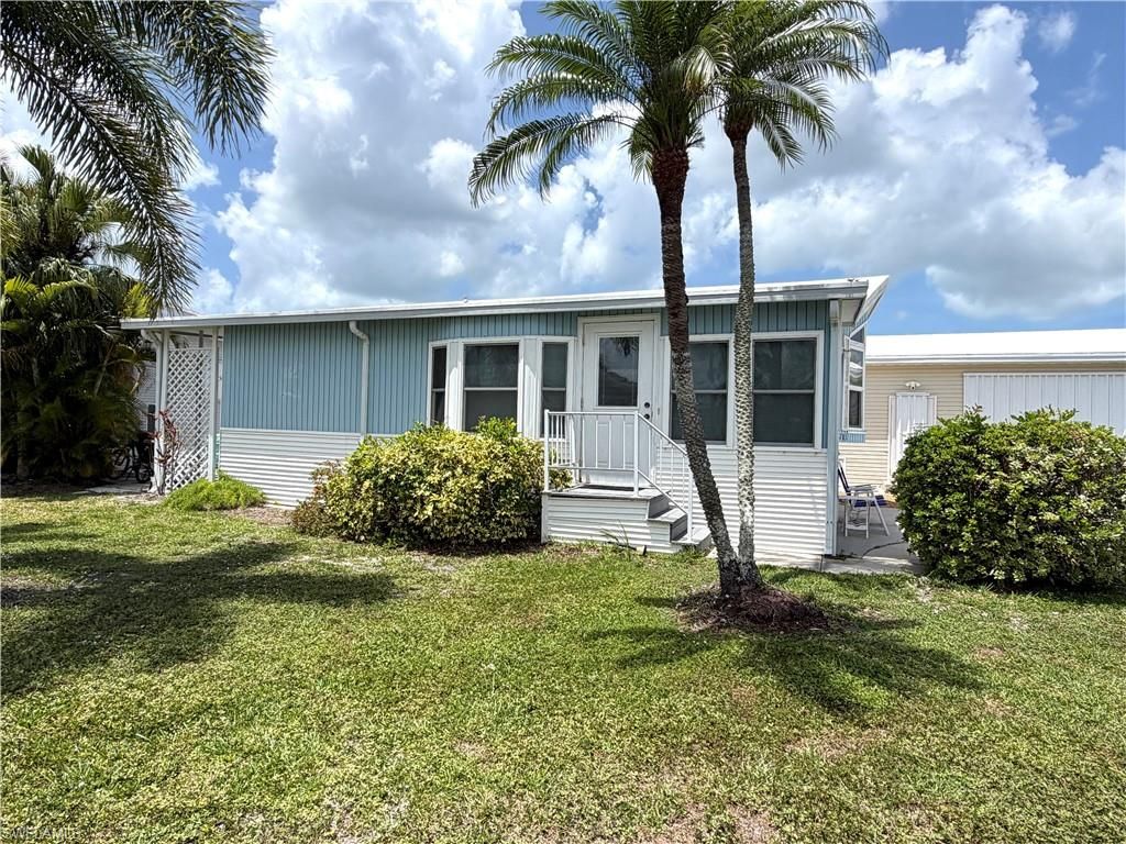 4701 Mayflower WAY W, ESTERO, FL 33928 — photo 2