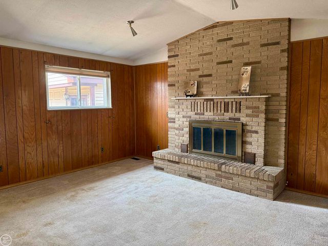 12053 Sorrento Boulevard, Sterling Heights, MI 48312