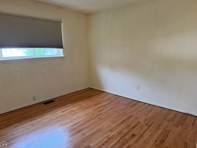 12053 Sorrento Boulevard, Sterling Heights, MI 48312