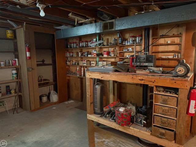 12053 Sorrento Boulevard, Sterling Heights, MI 48312