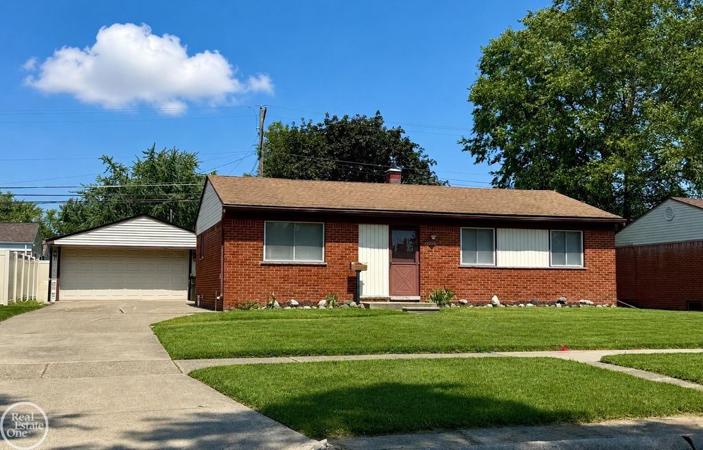 12053 Sorrento Boulevard, Sterling Heights, MI 48312