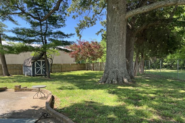 1810 Kummer Rd, Franklin, KY 42134