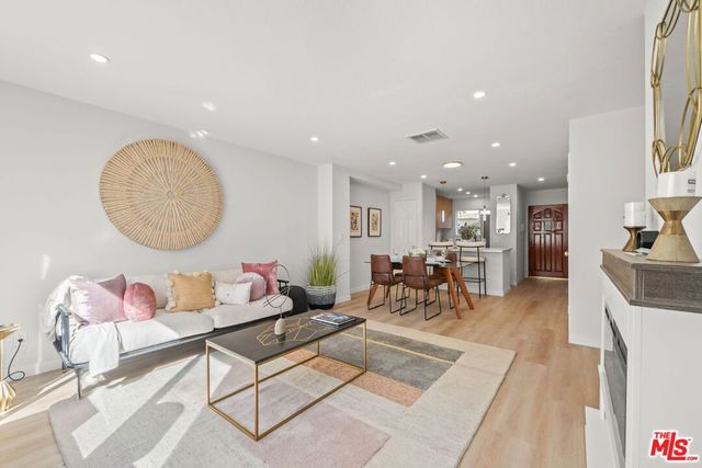 8515 Saturn Street 103, Los Angeles, CA 90035