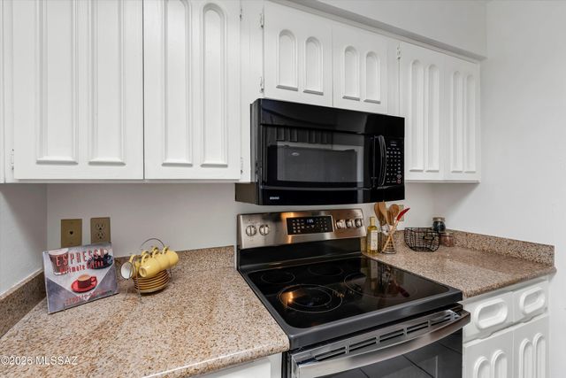 9111 N Oracle Rd Apt 162, Oro Valley, AZ 85704