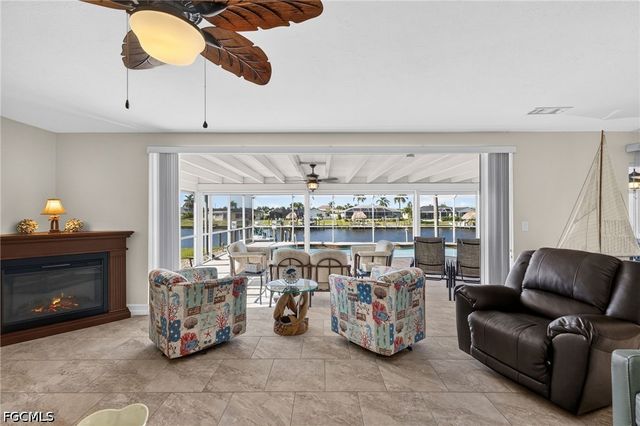 1640 SE 40th ST, Cape Coral, FL 33904