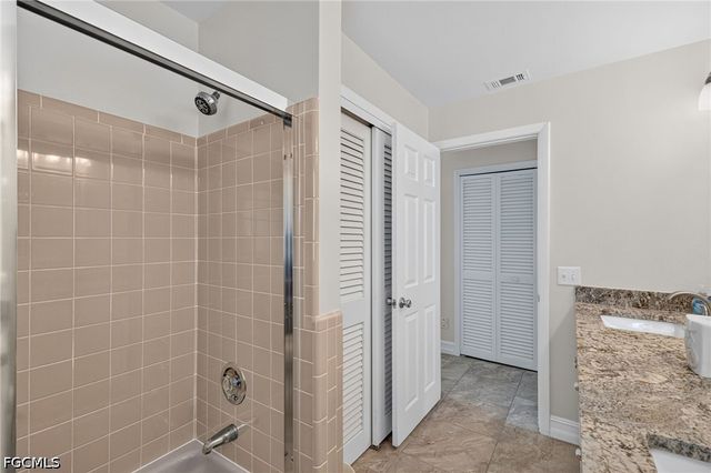 1640 SE 40th ST, Cape Coral, FL 33904