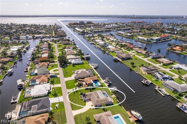 1640 SE 40th ST, Cape Coral, FL 33904