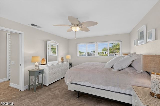 1640 SE 40th ST, Cape Coral, FL 33904