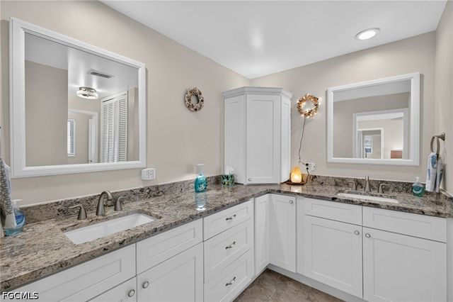 1640 SE 40th ST, Cape Coral, FL 33904