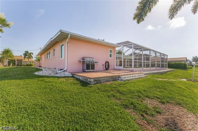 1640 SE 40th ST, Cape Coral, FL 33904