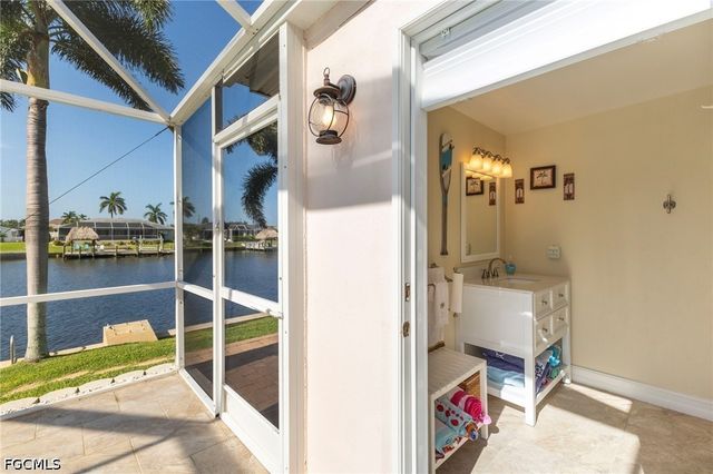 1640 SE 40th ST, Cape Coral, FL 33904