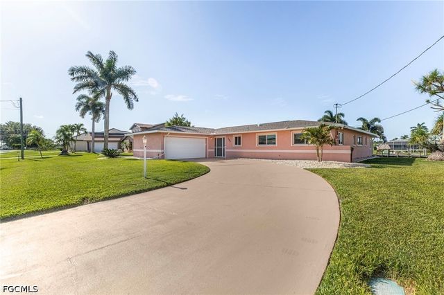 1640 SE 40th ST, Cape Coral, FL 33904