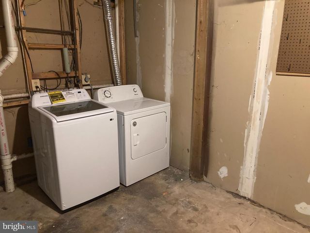 14193 ROYAL OAK LN, Centreville, VA 20120