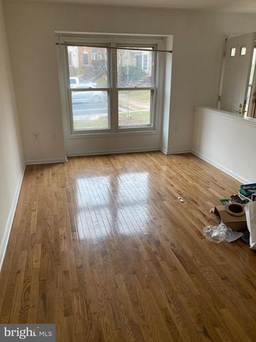 14193 ROYAL OAK LN, Centreville, VA 20120