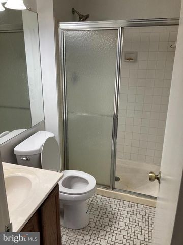 14193 ROYAL OAK LN, Centreville, VA 20120