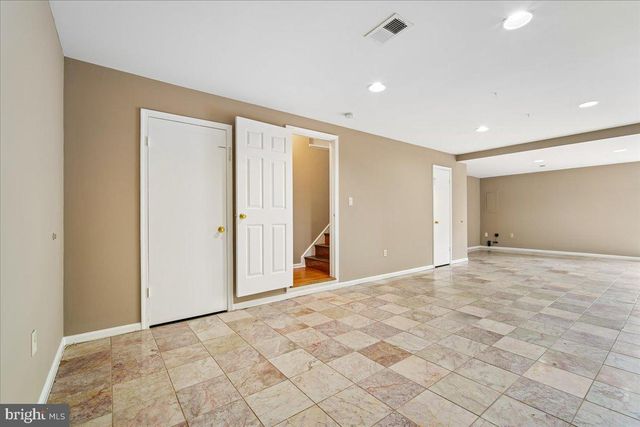 12407 HERRINGTON MANOR DR, Silver Spring, MD 20904
