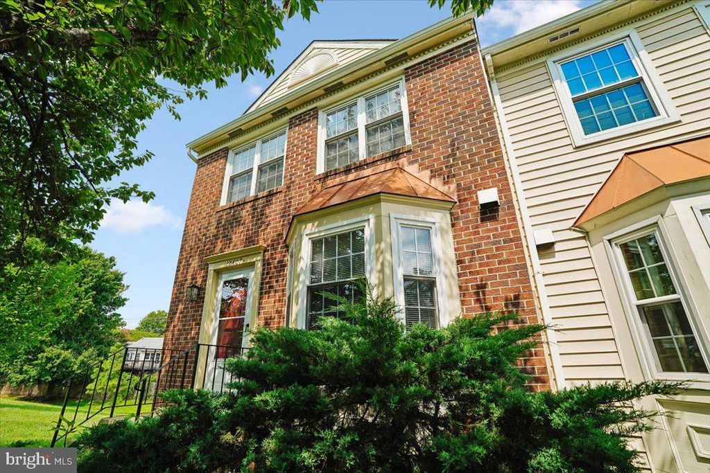 12407 HERRINGTON MANOR DR, Silver Spring, MD 20904
