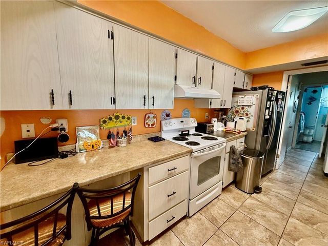 1219 Dunndale ST, Lehigh Acres, FL 33936
