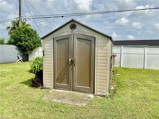 1219 Dunndale ST, Lehigh Acres, FL 33936