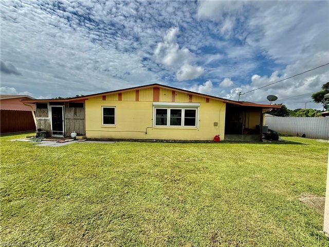1219 Dunndale ST, Lehigh Acres, FL 33936