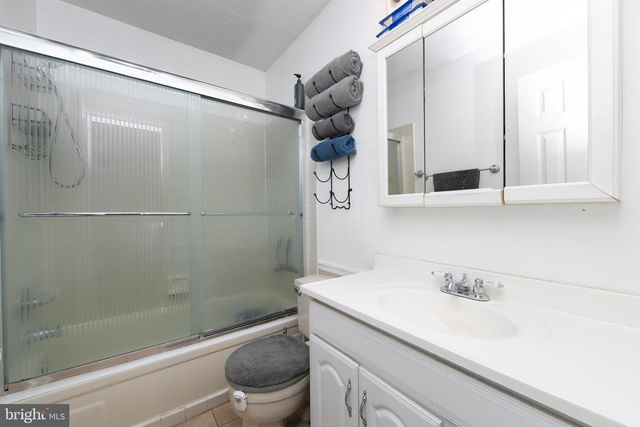 14 FAWNHOLLOW CT, Medford, NJ 08055