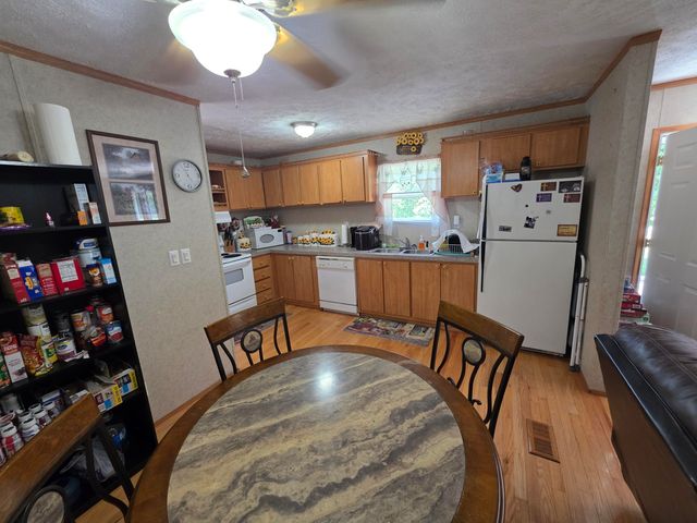 172 Boston Hill Road, Monticello, KY 42633