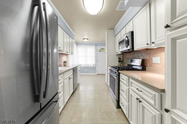 333 Foxwood Rd, Union Twp., NJ 07083