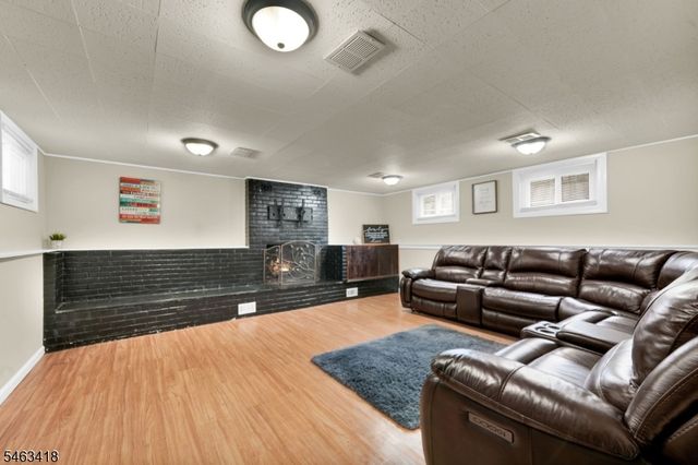 333 Foxwood Rd, Union Twp., NJ 07083