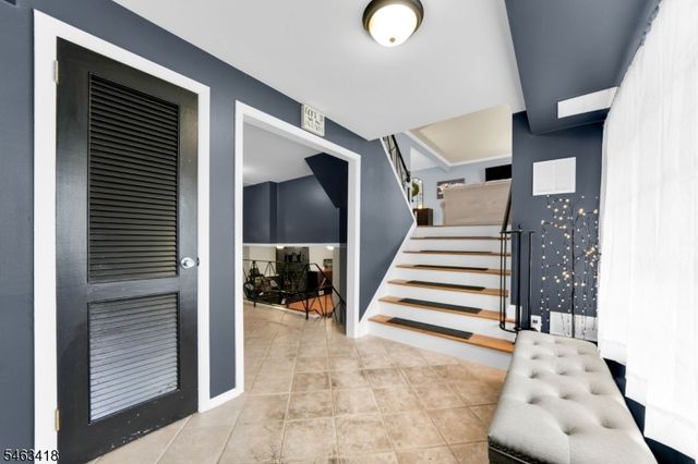 333 Foxwood Rd, Union Twp., NJ 07083