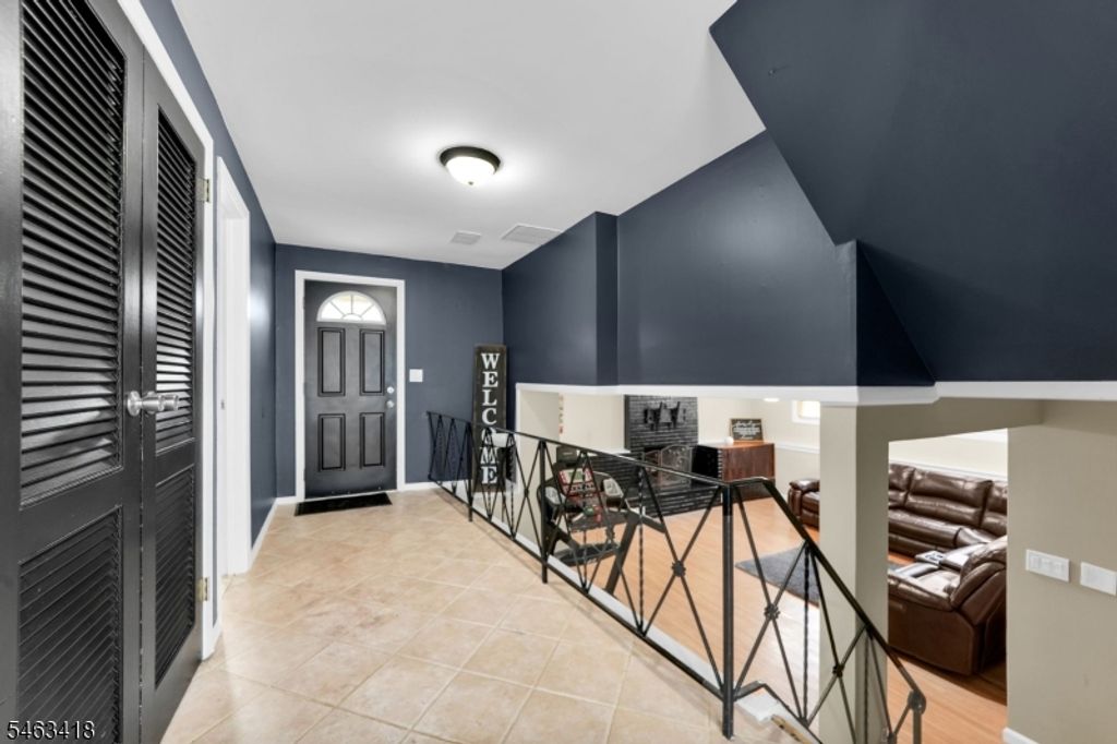 333 Foxwood Rd, Union Twp., NJ 07083 — photo 4