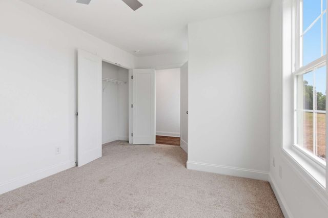 295 Spring St, La Vergne, TN 37086