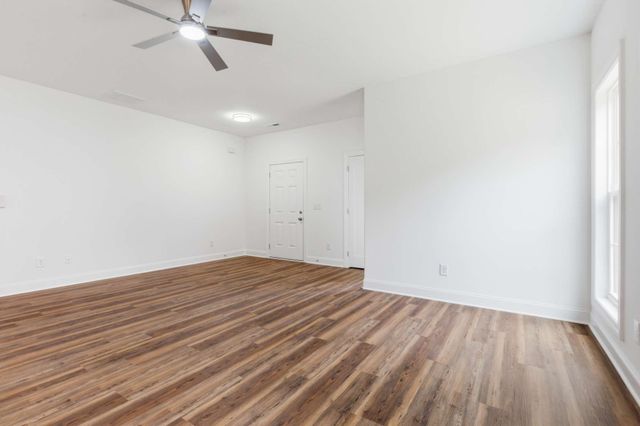 295 Spring St, La Vergne, TN 37086