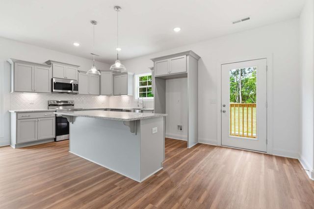 295 Spring St, La Vergne, TN 37086