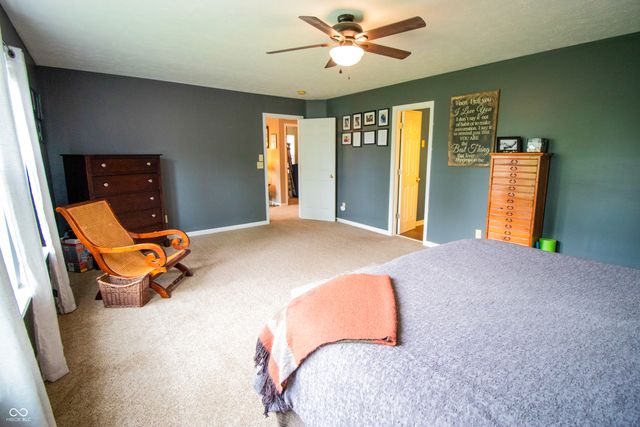 1098 Meadowview Court, Franklin, IN 46131