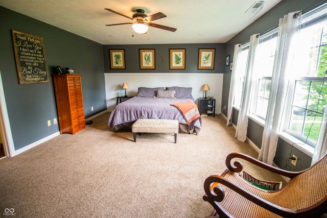 1098 Meadowview Court, Franklin, IN 46131