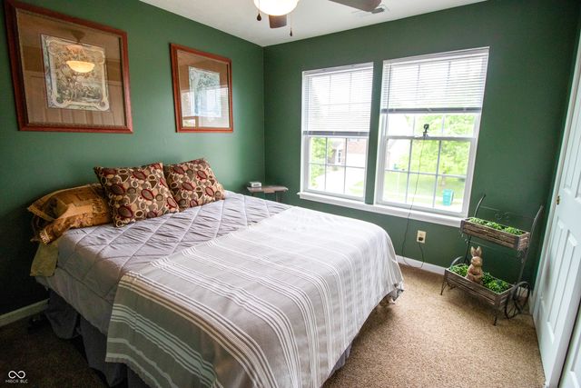 1098 Meadowview Court, Franklin, IN 46131