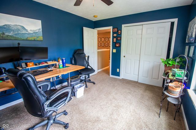 1098 Meadowview Court, Franklin, IN 46131