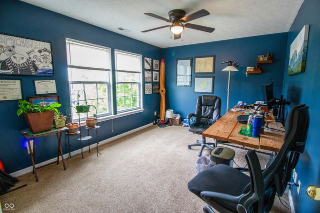 1098 Meadowview Court, Franklin, IN 46131