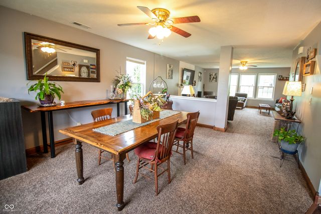 1098 Meadowview Court, Franklin, IN 46131