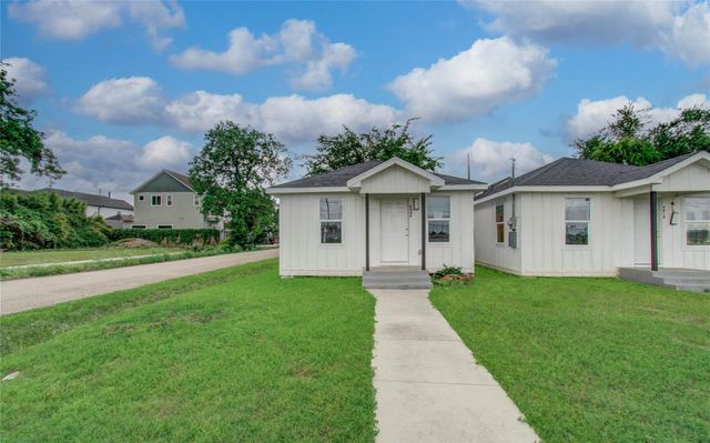 2310 Solo Street, Houston, TX 77020