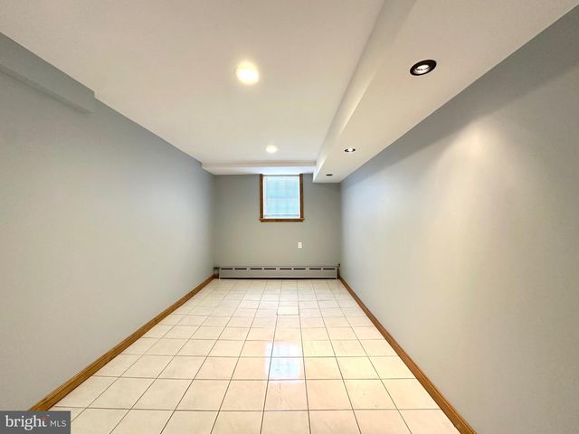 613 COPLEY RD, Upper Darby, PA 19082