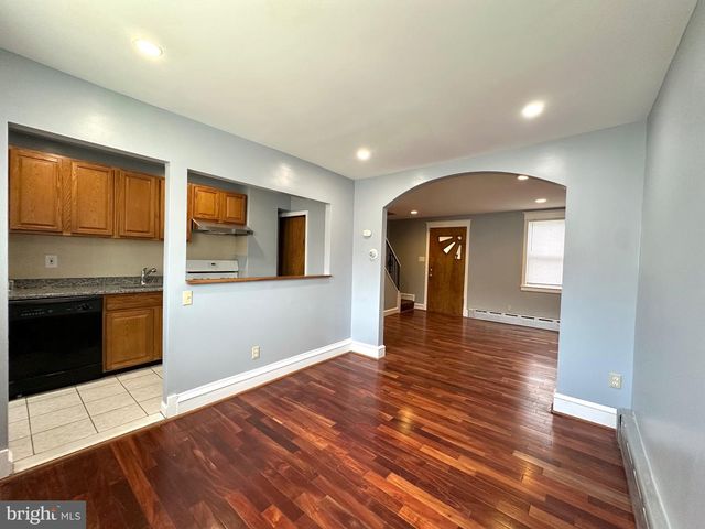 613 COPLEY RD, Upper Darby, PA 19082