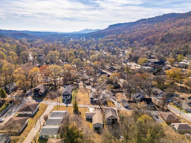 1313 W 46th Street, Chattanooga, TN 37409