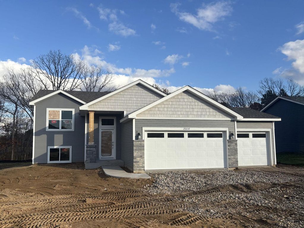 26657 8th Street W, Zimmerman, MN 55398