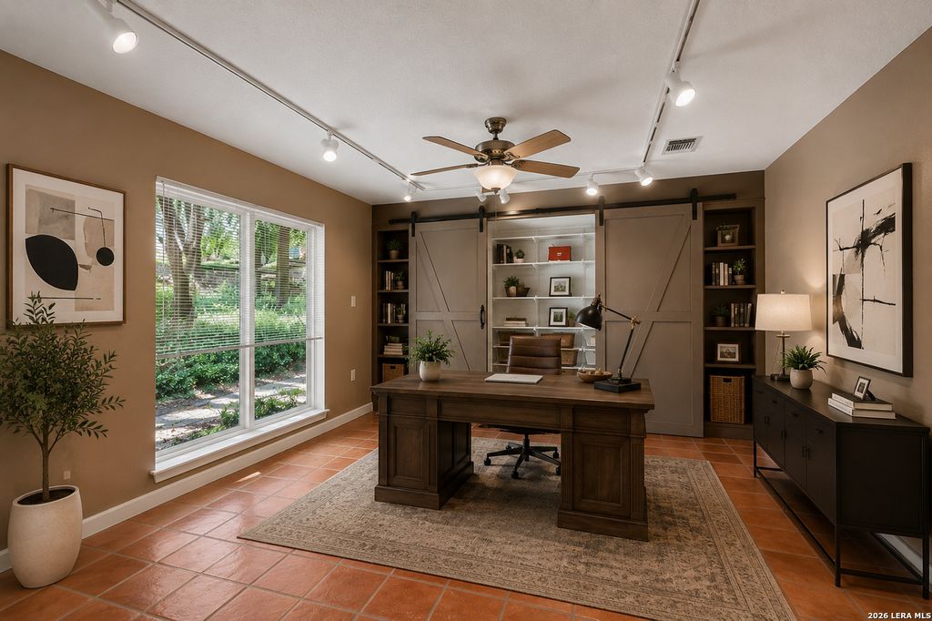 340 MUSTANG CIR, San Antonio, TX 78232