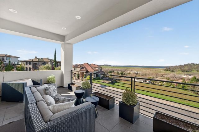 3215 Bordeaux Dr, El Dorado Hills, CA 95762