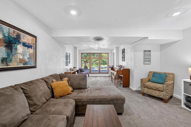 549 Yahara Street, Deforest, WI 53532