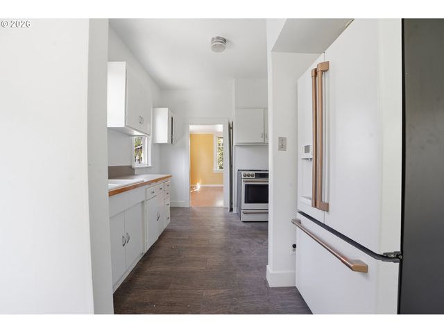 3504 Se Sherman, Portland, OR 97214