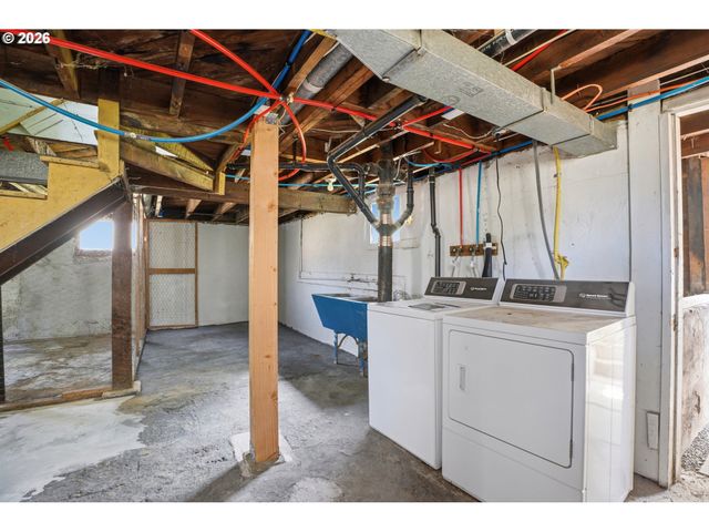 3504 Se Sherman, Portland, OR 97214