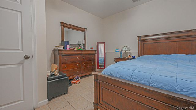 2078 Route 6, Middletown, NY 10940